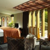 alt="Homewood Park Garden Suite Luxury Accommodation"